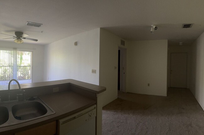 Photo - 940 Village Trail 6-304 Apartment