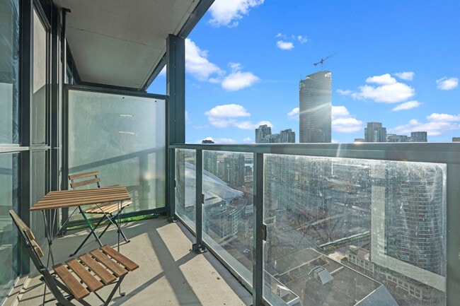 Photo du bâtiment - 15 John St