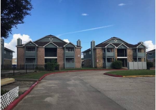 Foto principal - 7015 Woodsman Trail Dr