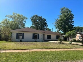 Building Photo - 1795 S Lilac Cir