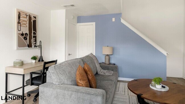 Foto del edificio - 1225 E Pleasant Run Rd