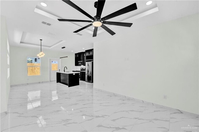 Building Photo - 609 Buccaneer Dr