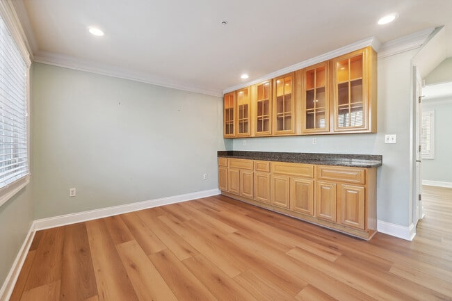 Building Photo - 104 Rondak Cir