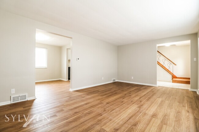 Building Photo - At Last, This Is What You Have Been Search...