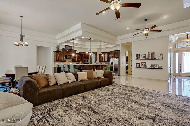 Building Photo - 13452 Emerald Falls Dr