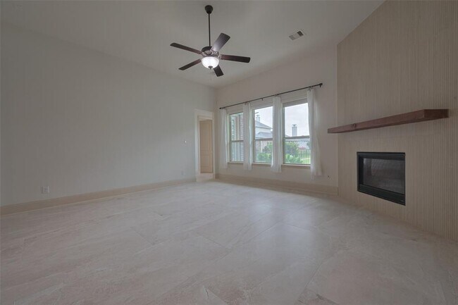 Building Photo - 2112 Arrowood Glen Dr