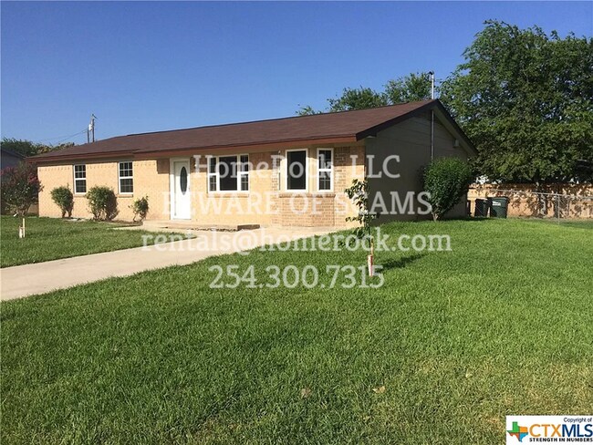 Foto del edificio - 4 Bedroom 2 Bath Home Available SOON
