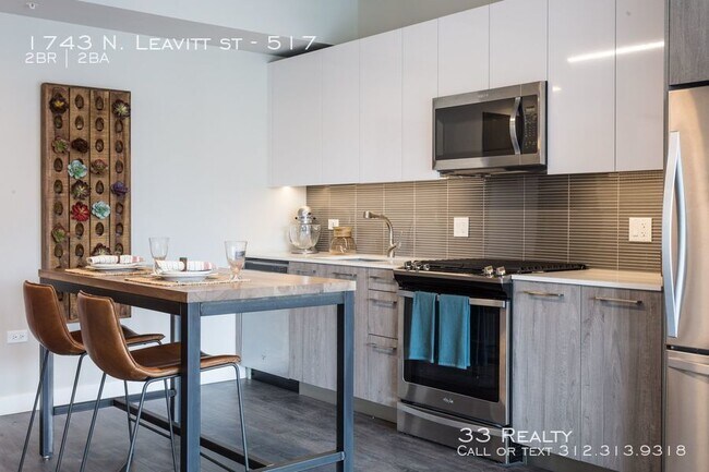 Foto del edificio - 1743 N Leavitt St