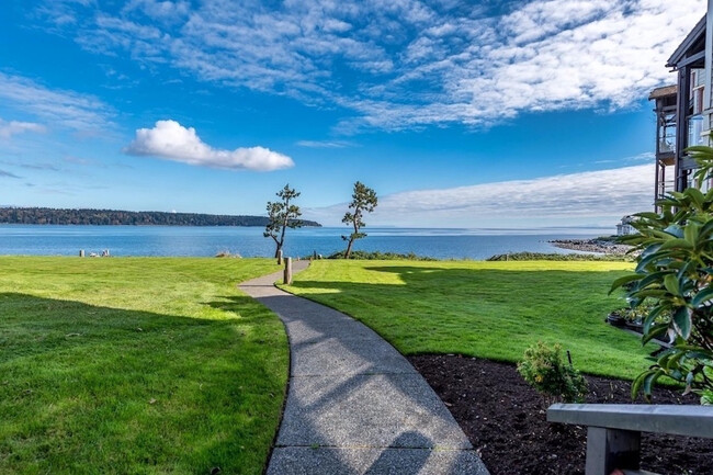 Voie piétonne - 27 Island Hwy S