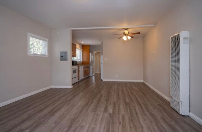 Building Photo - 2707 Marlborough Ave