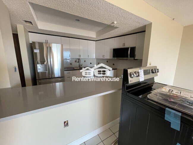 Foto del edificio - 7430 Sunshine Skyway Ln S