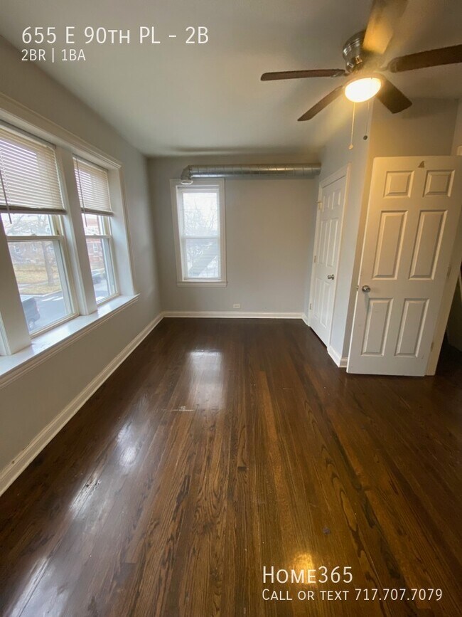 Building Photo - Spacious 2 Bedroom Condo - Price reduction...