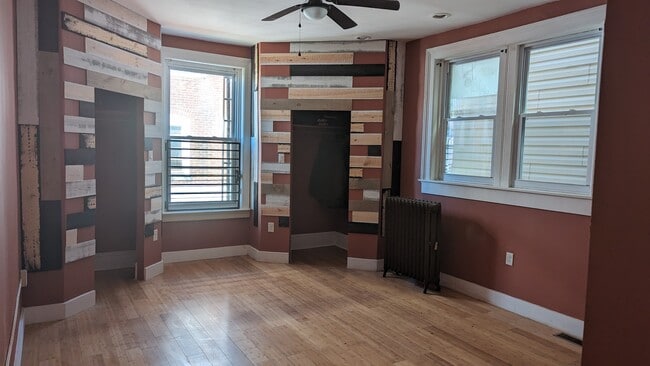 Rear King size bedroom - 1846 N 19th St