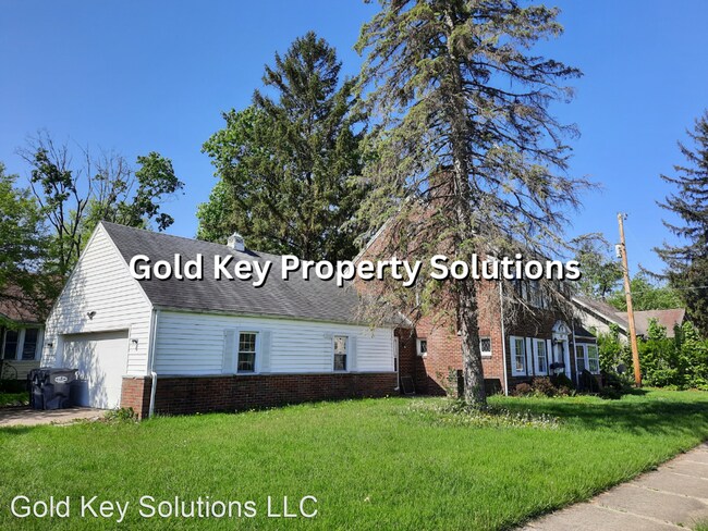 Building Photo - 3 br, 1.5 bath House - 917 High St