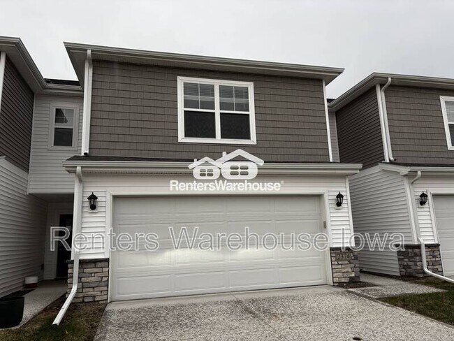 Building Photo - 2374 SE Callista Ave