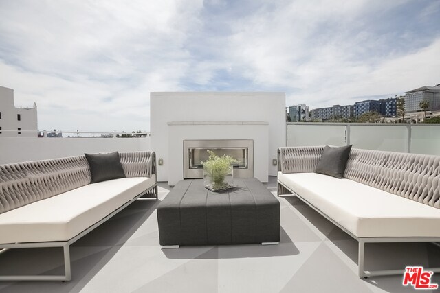 Foto del edificio - 1125 N Kings Rd