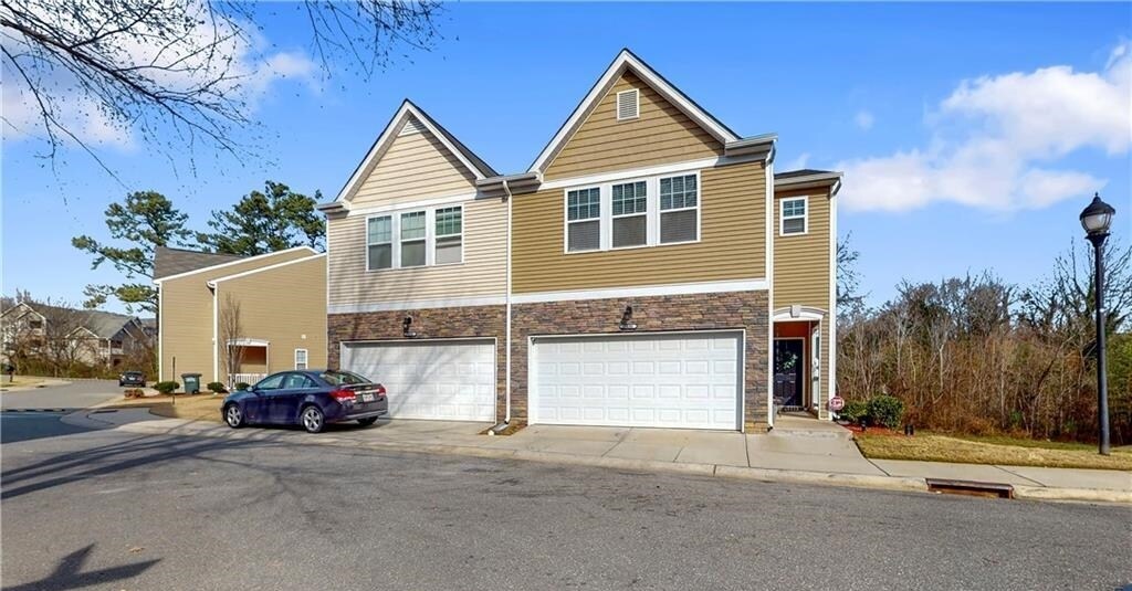Foto principal - 7030 Adare Mews Rd