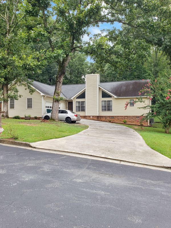 Foto del edificio - 2104 Pleasant View Ct SW