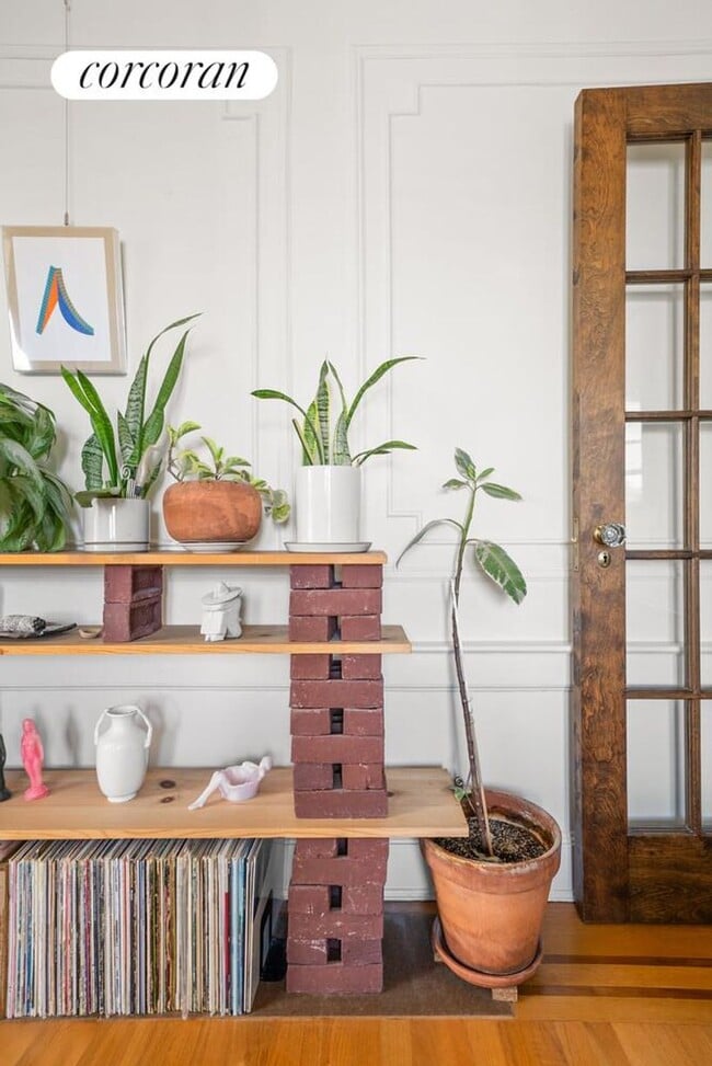 Building Photo - 4002 7th Ave