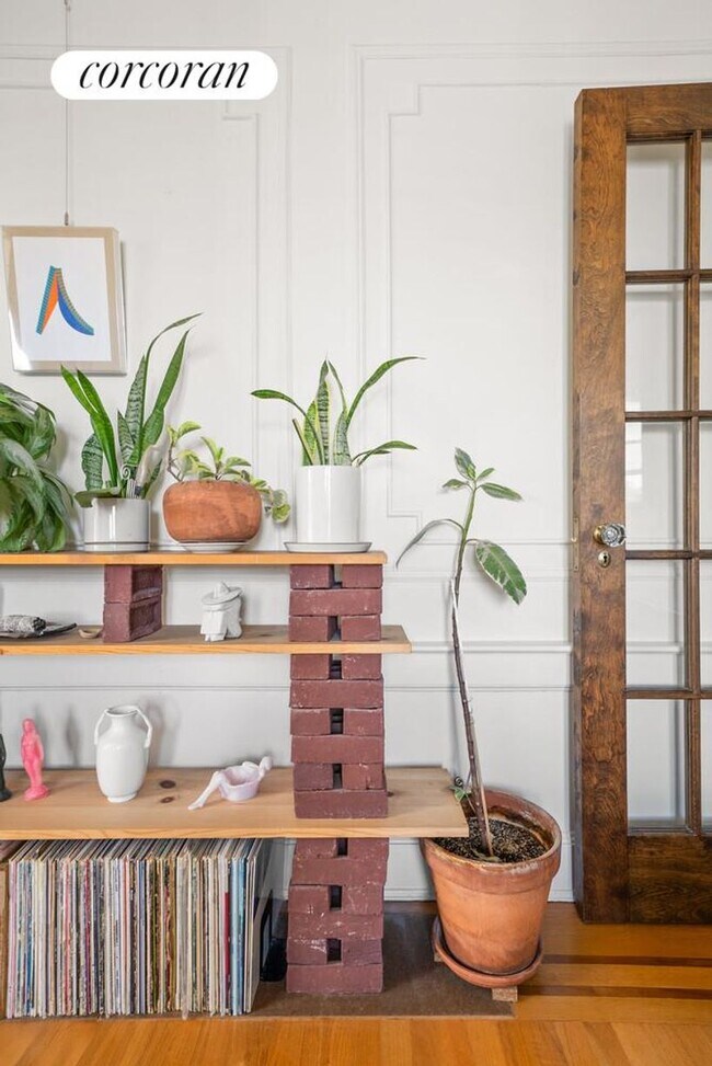 Foto del edificio - 4002 7th Ave