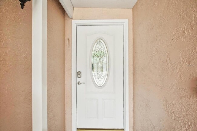 Building Photo - 6621 La Mesa Rd