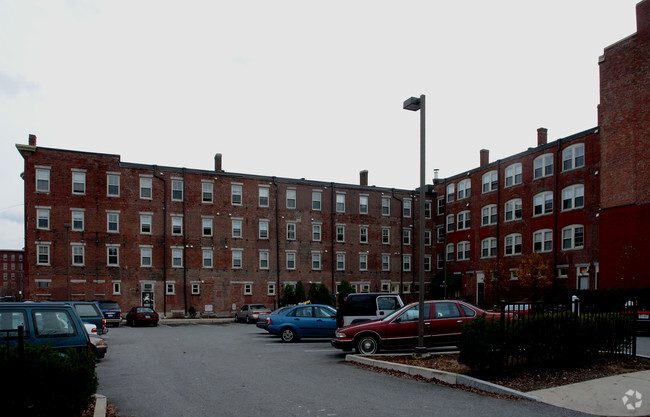 Foto del edificio - Sirk Building