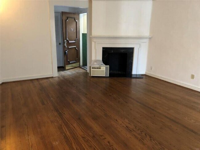 Foto del edificio - 2 bedroom in St Louis MO 63105