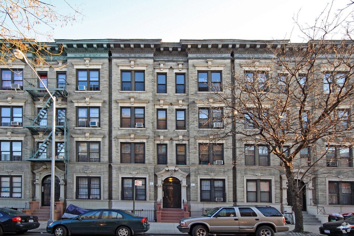 Primary Photo - 341-343 Prospect Pl