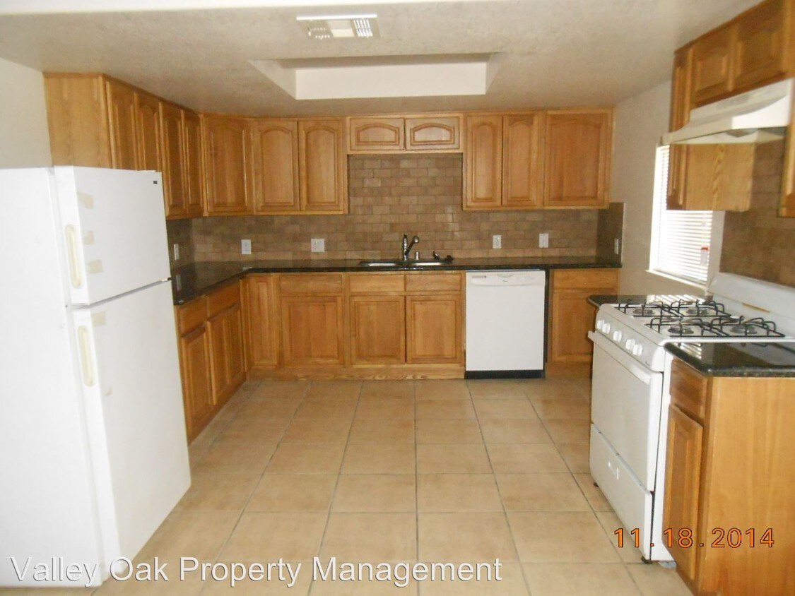 Primary Photo - 3 br, 1 bath House - 1010 Lassen Ave
