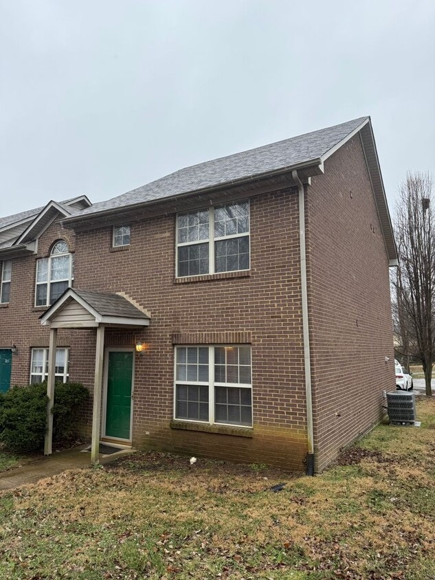 2 bedroom 2.5 bath townhouse - 2 bedroom 2.5 bath townhouse