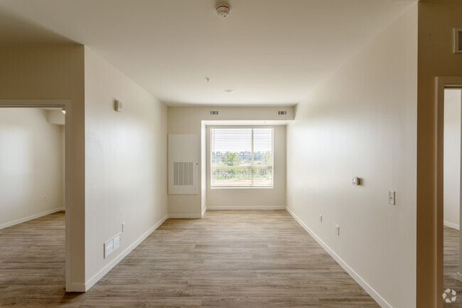 2HAB, 1BA - 850 ft² - Alameda View