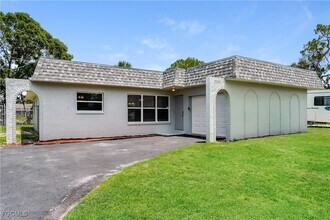 Building Photo - 7323 Barragan Rd