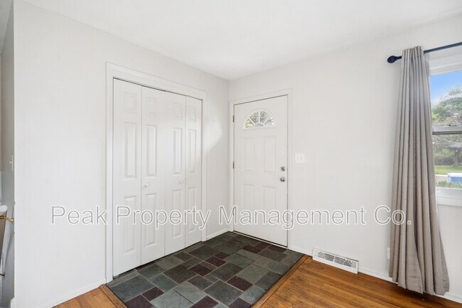 Foto del edificio - 1512 Brentwood Dr