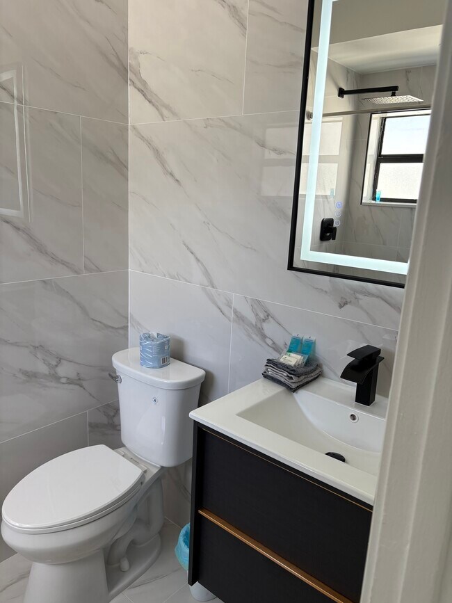 Foto del edificio - 735 SE 20th Ave