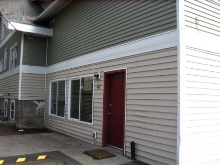 Building Photo - 427 NE Colorado St