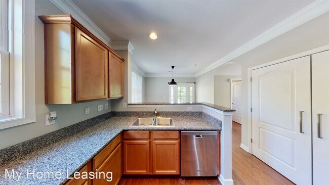 Building Photo - 3 br, 2.5 bath House - 8853 Arbor Creek Drive