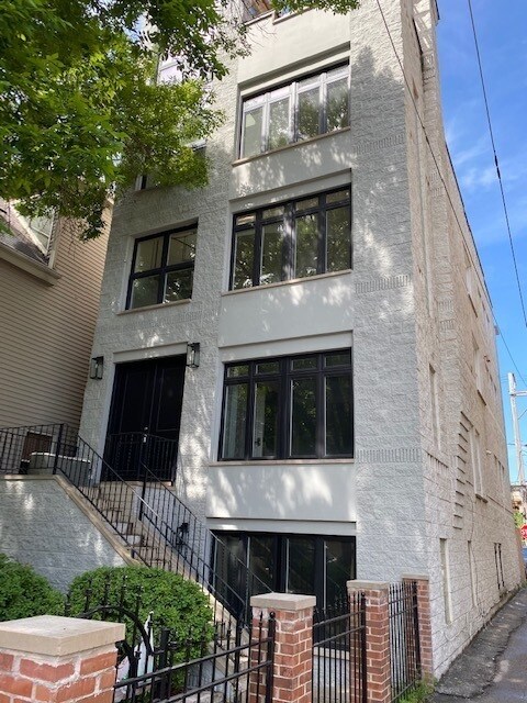 Foto principal - 1410 N North Park Avenue