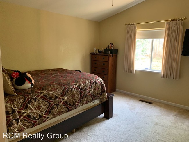 Foto del edificio - 3 br, 2 bath House - 1198 Genoa Ln