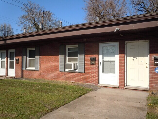 Building Photo - 1219 22nd St