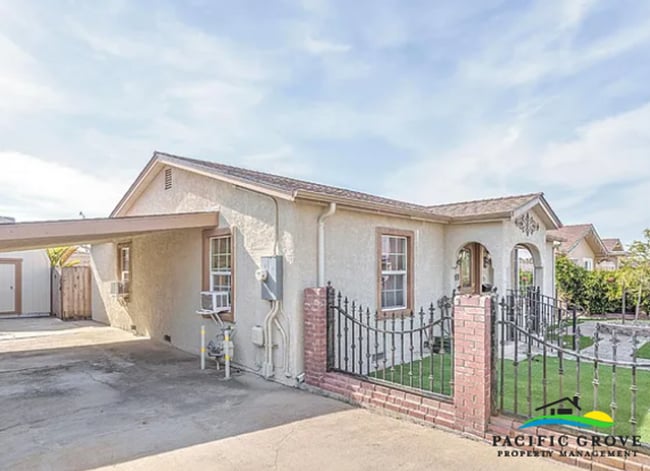 Foto del edificio - Bright and Roomy 2 Bedroom 2 Bathroom Home