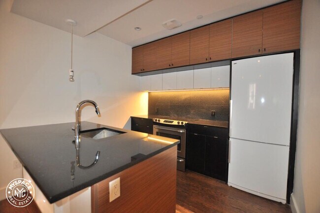Foto del edificio - 159 Winthrop St