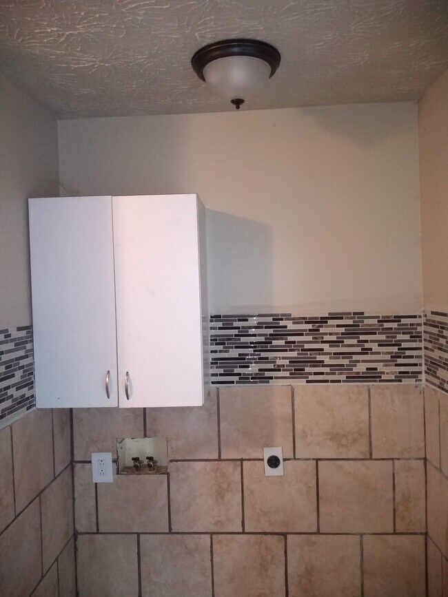 Photo - 2044 Saxton Ave House