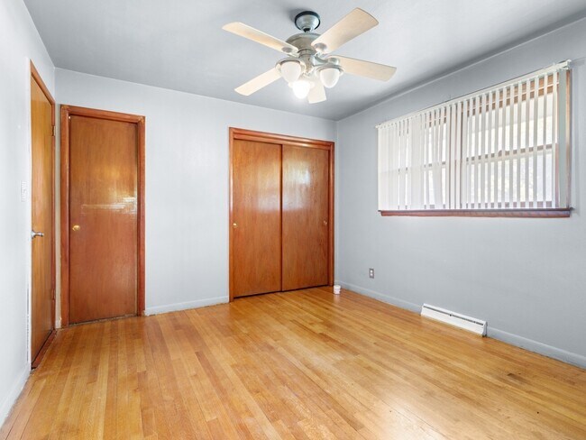 Foto del edificio - 2916 School St