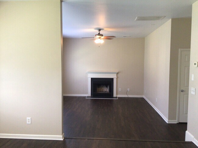 Building Photo - 5711 Falkirk Lane