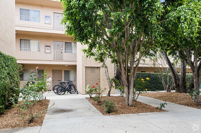 Almacenamiento de bicicletas - Regency Gardens