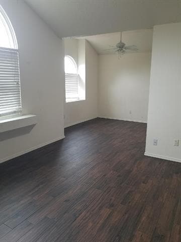 Building Photo - 6701 Driffield Cir E