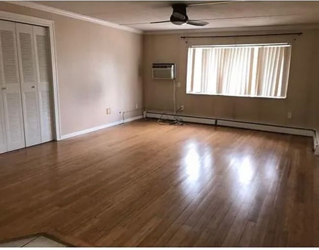 Building Photo - 23 McCormick Terrace