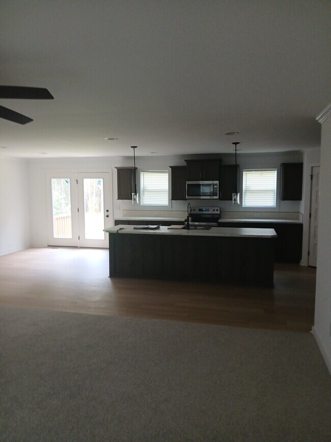 Foto del edificio - 315 Goswick Rd