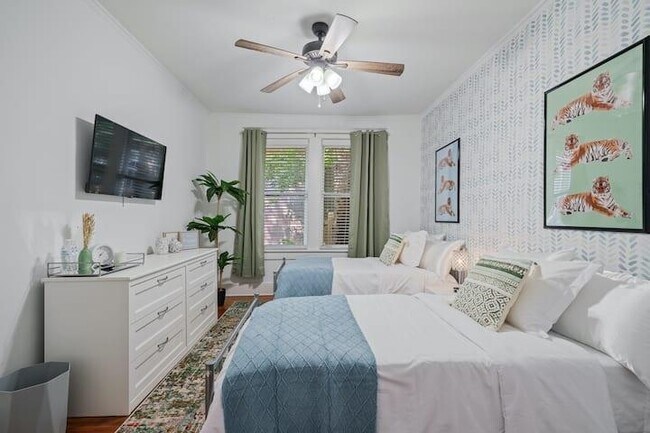 Foto del edificio - 2036 Linden Ave