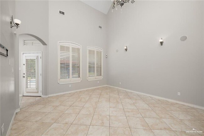 Foto del edificio - 18 N 49th St